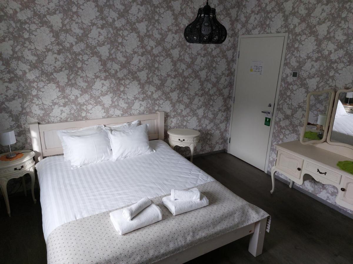 Tamme Teemaja Hotel Iisaku Ruang foto